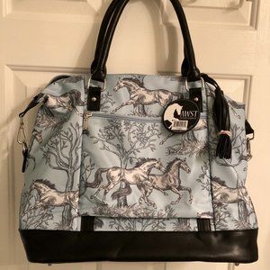 NWT LILA BLUE TOILE PATTERN TRAVEL BAG WITH TASSEL
